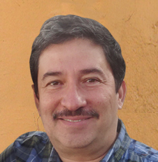 Dr. Eduardo Martínez M